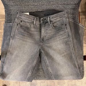 Gap Vintage Slim Mid Rise Jeans- size 6/28